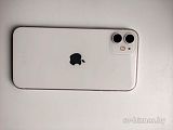 Телефон iPhone 11